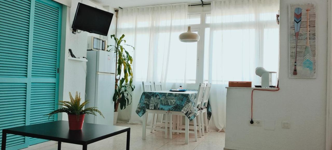 J&H Apartment Торремолинос Экстерьер фото