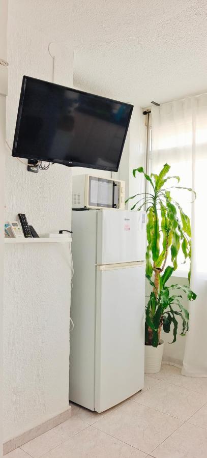 J&H Apartment Торремолинос Экстерьер фото